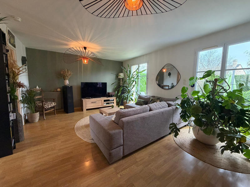 Maison - 94 m² - 5 pièces