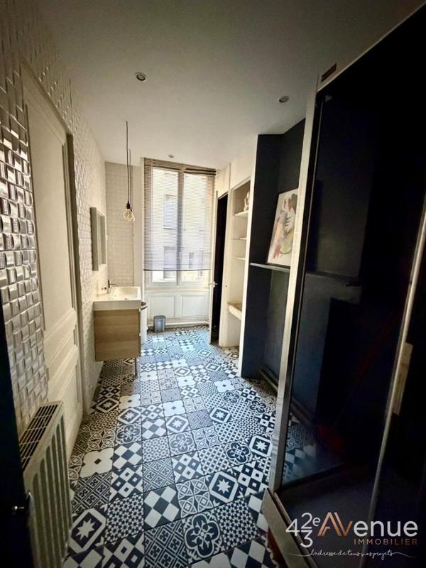 Appartement - 100 m² - 4 pièces