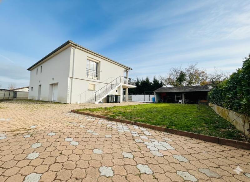 Maison - 171 m² - 7 pièces