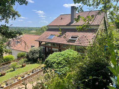 Maison - 174 m² - 7 pièces