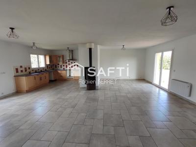 Maison - 123 m² - 5 pièces