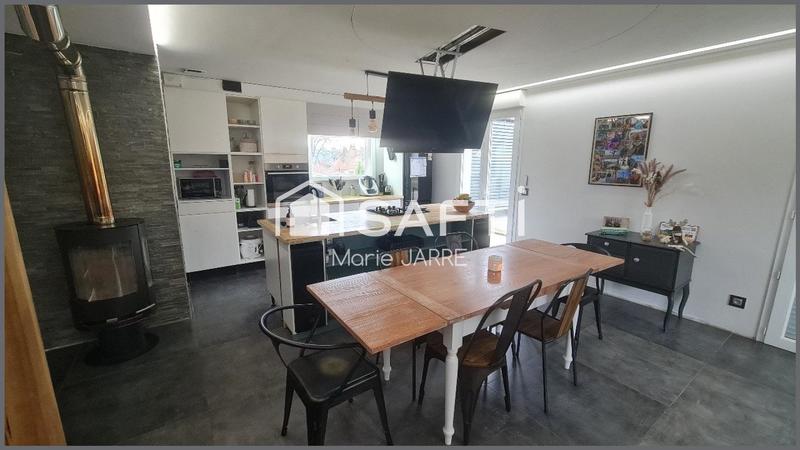 Maison de ville - 136 m² - 6 pièces