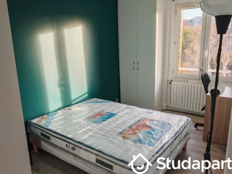 Chambre - 9 m² - 1 pièce