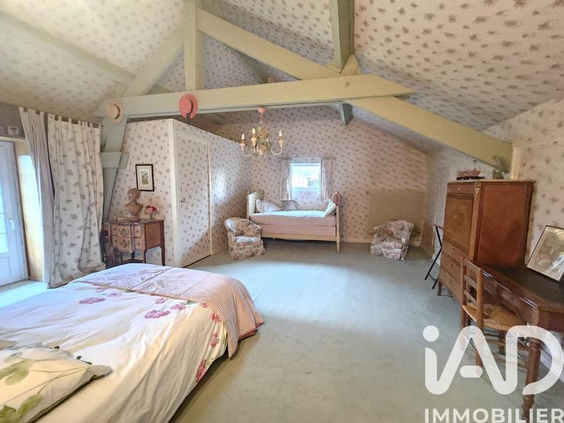 Maison - 292 m² - 8 pièces