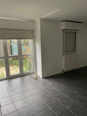 Immeuble mixte - 1 000 m² - 50 pièces