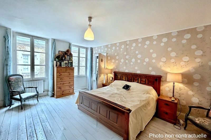 Maison - 185 m² - 7 pièces