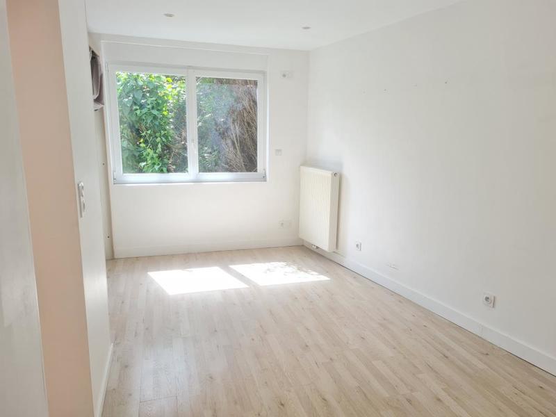 Maison - 101 m² - 5 pièces