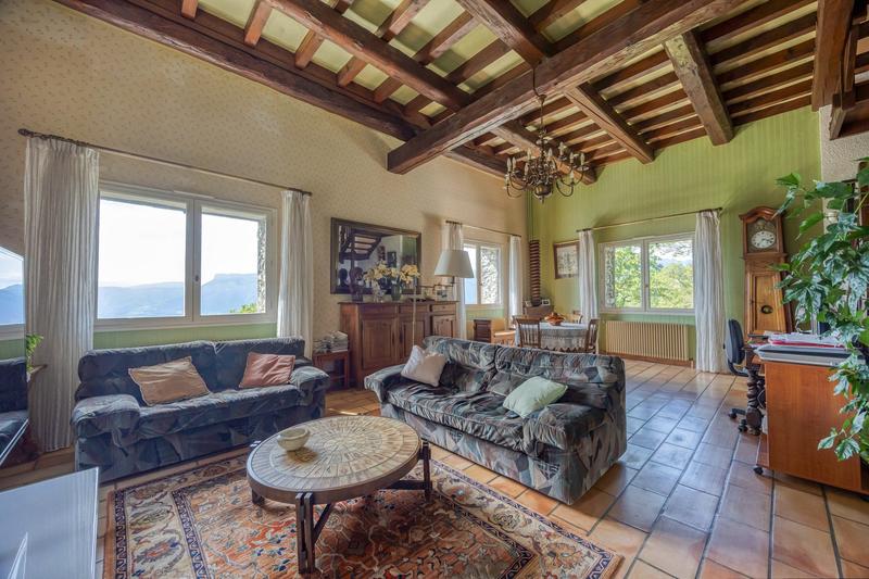 Maison - 195 m² - 6 pièces