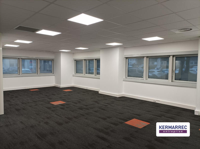 Bureau - 275 m²