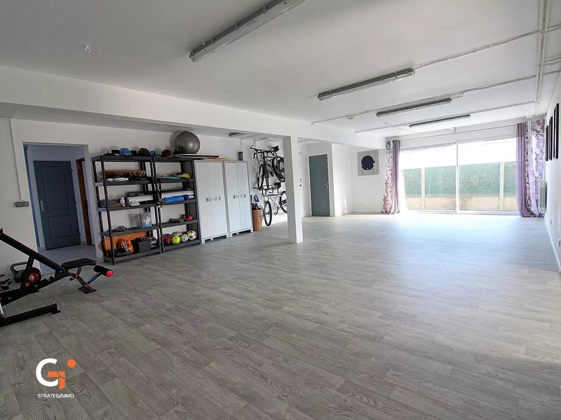 Immeuble - 254 m² - 8 pièces