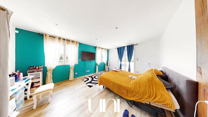 Maison - 206 m² - 6 pièces