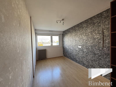 Appartement - 95 m² - 4 pièces