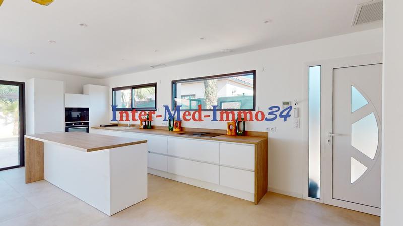 Villa - 195 m² - 6 pièces