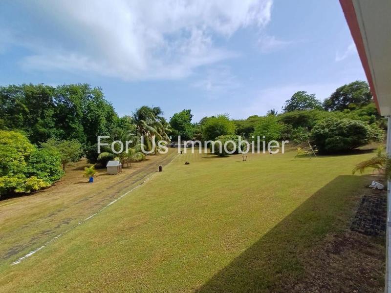 Maison - 365 m² - 9 pièces