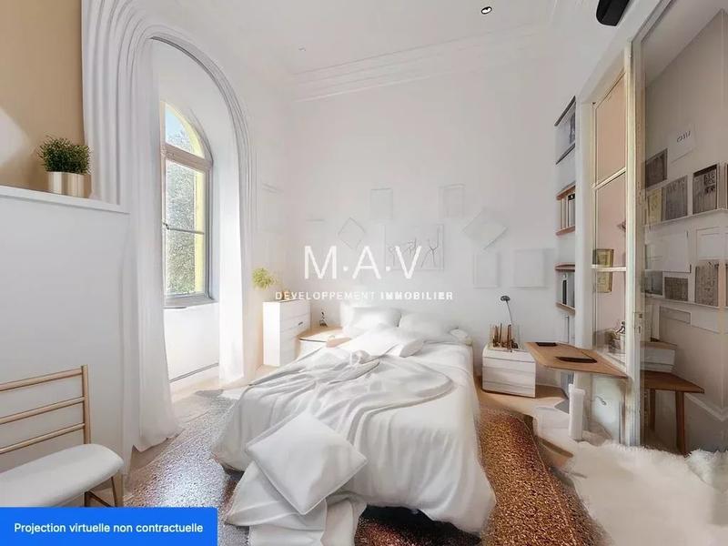 Appartement - 150 m² - 5 pièces