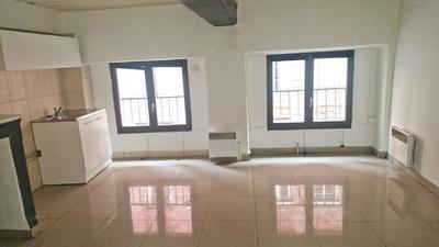 Studio - 30 m² - 1 pièce