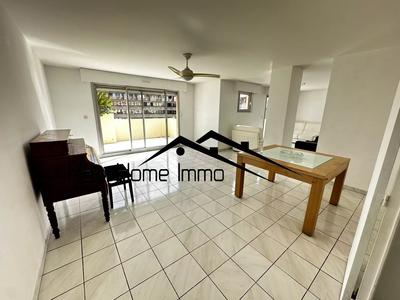 Appartement - 139 m² - 6 pièces