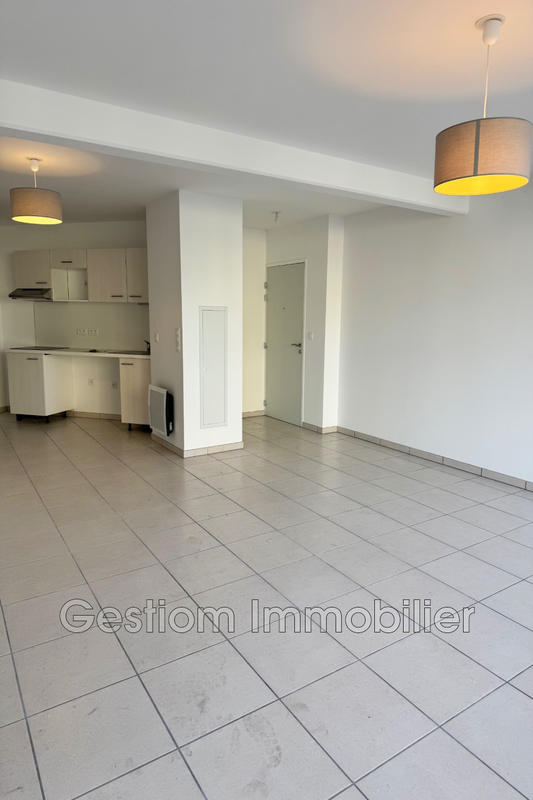Appartement - 92 m² - 4 pièces