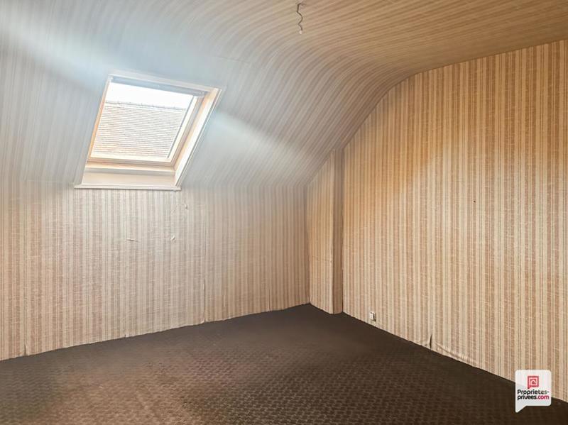 Maison - 211 m² - 10 pièces