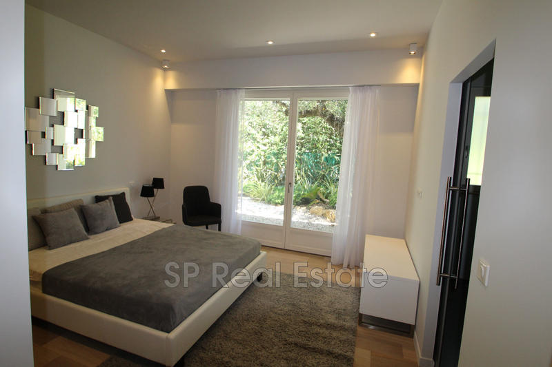 Demeure - 600 m² - 10 pièces