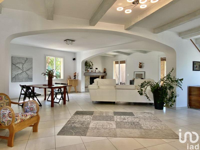 Maison - 186 m² - 5 pièces