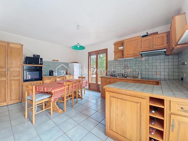 Maison - 139 m² - 6 pièces