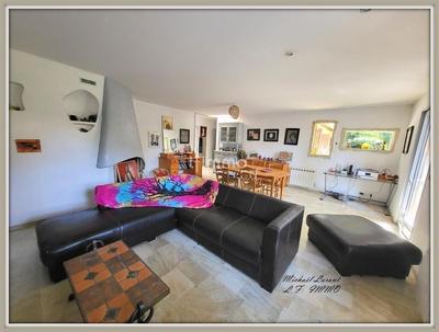 Maison - 147 m² - 6 pièces