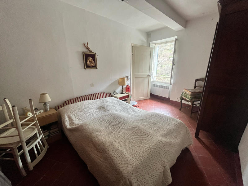 Appartement - 96 m² - 5 pièces