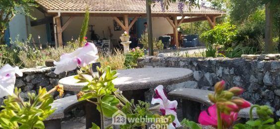 Maison de maîtres - 316 m² - 11 pièces