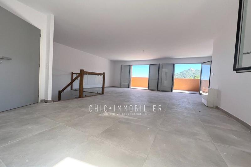 Villa - 95 m² - 4 pièces