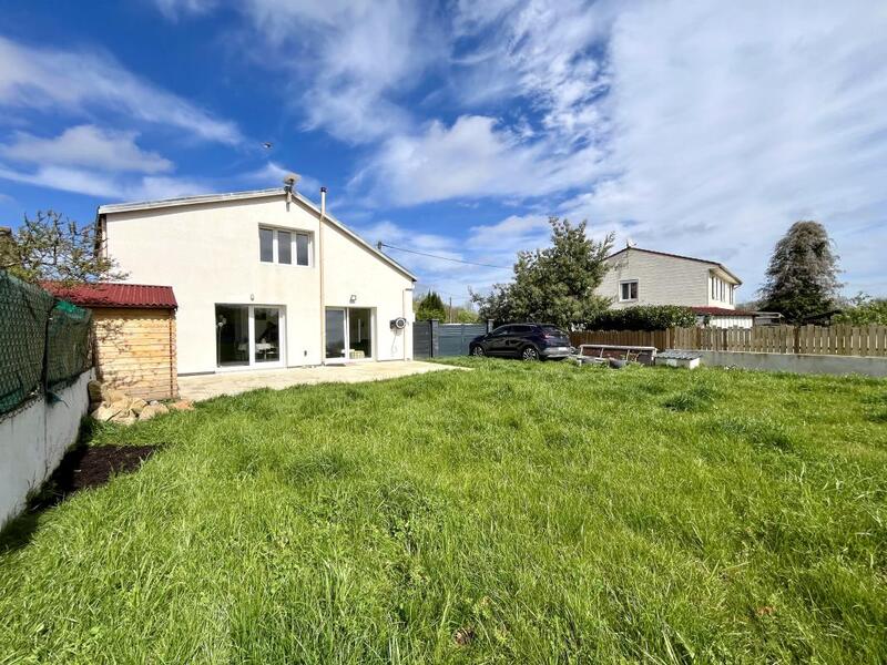 Maison - 103 m² - 4 pièces