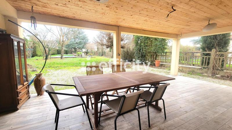 Maison - 157 m² - 7 pièces