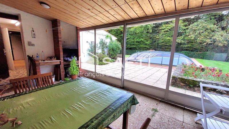 Maison - 152 m² - 7 pièces