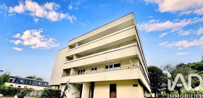 Appartement - 80 m² - 3 pièces