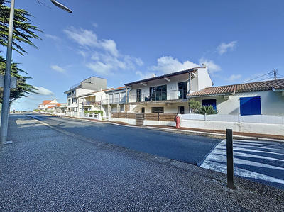 Maison - 131 m² - 8 pièces