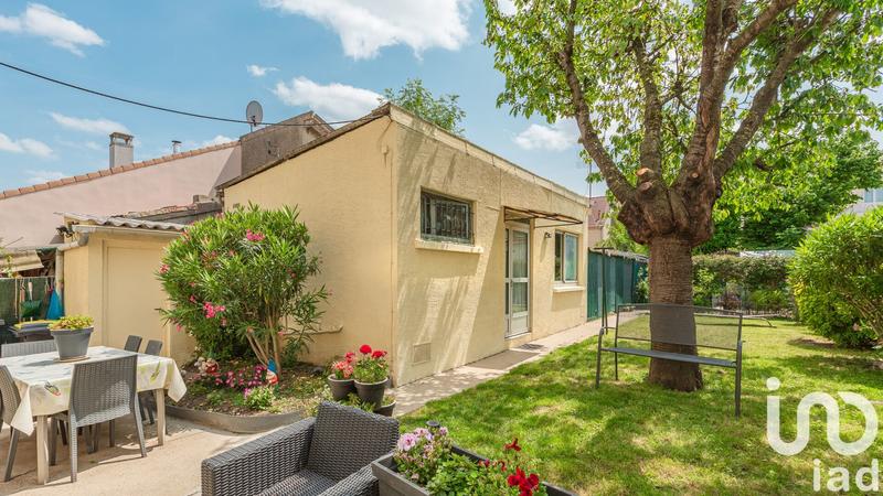 Maison - 140 m² - 5 pièces