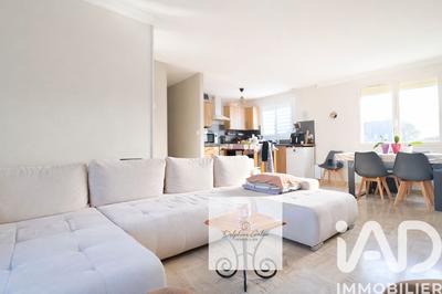 Maison - 70 m² - 4 pièces