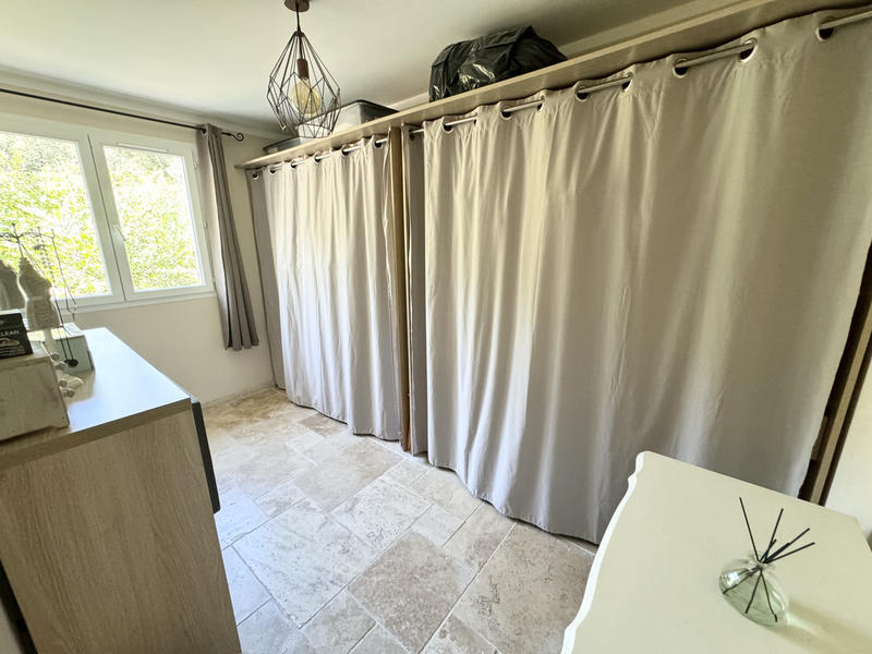 Villa - 270 m² - 10 pièces