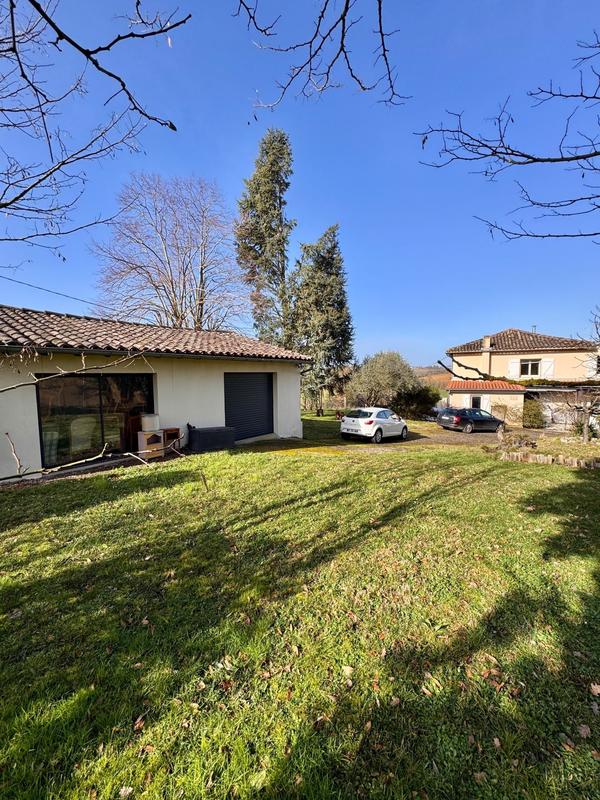 Maison - 250 m² - 7 pièces