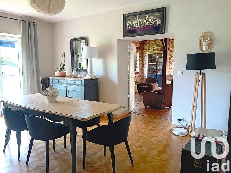 Maison de campagne - 200 m² - 8 pièces