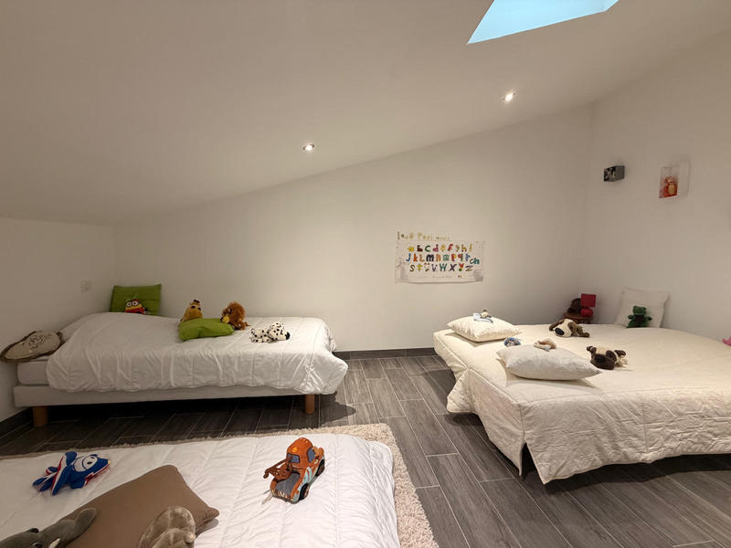 Maison - 185 m² - 5 pièces