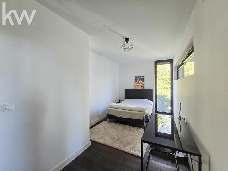 Maison contemporaine - 196 m² - 6 pièces