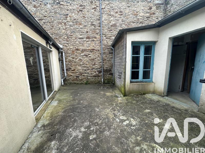 Maison de ville - 225 m² - 9 pièces