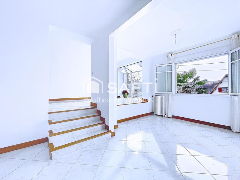 Maison - 146 m² - 6 pièces