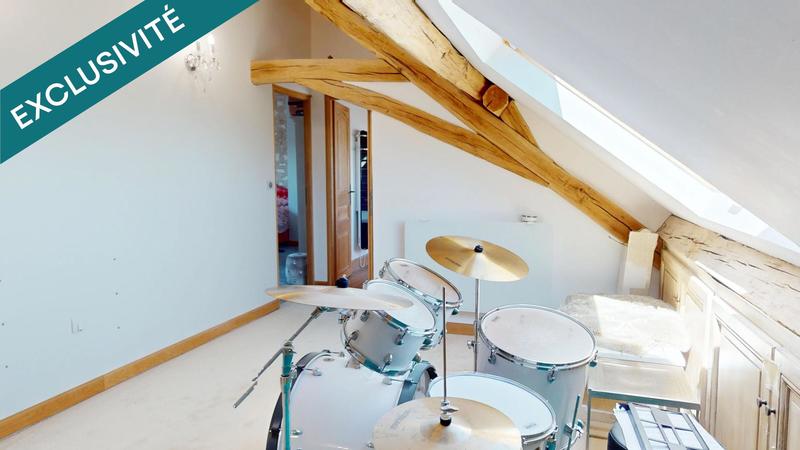 Maison - 340 m² - 7 pièces