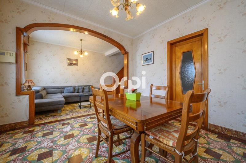 Maison - 95 m² - 4 pièces