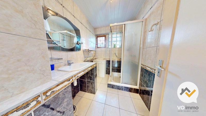 Maison - 137 m² - 6 pièces