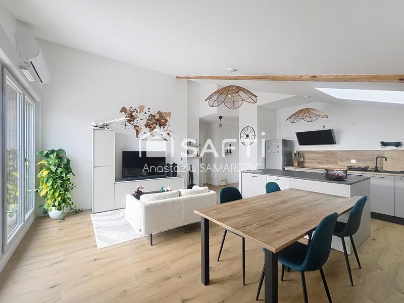 Appartement - 85 m² - 4 pièces