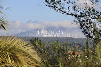 Maison - 141 m² - 5 pièces