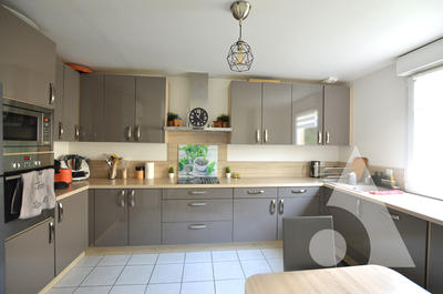 Maison - 128 m² - 7 pièces